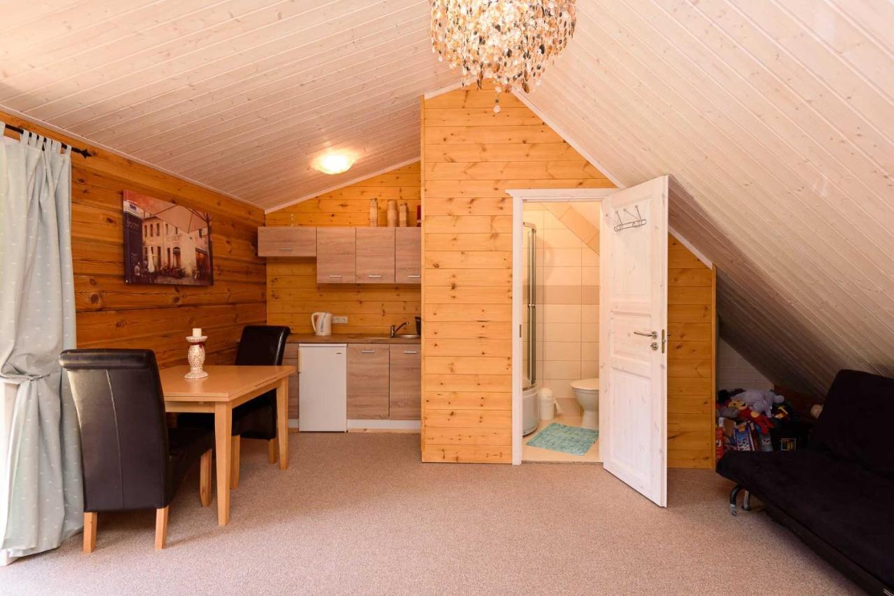 Viski Vila Hotell Palanga Exteriör bild