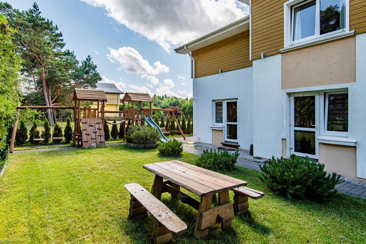 Viski Vila Hotell Palanga Exteriör bild